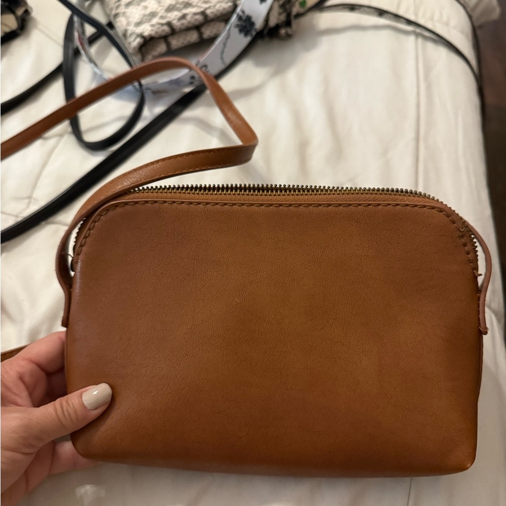Stylish Tan Crossbody Bag